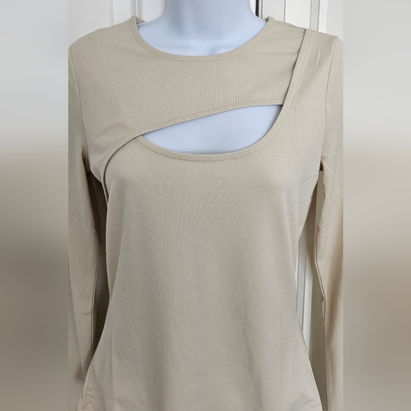 Knit Crepe Long Sleeve Top With Front Cutout - Picture 2 of 5